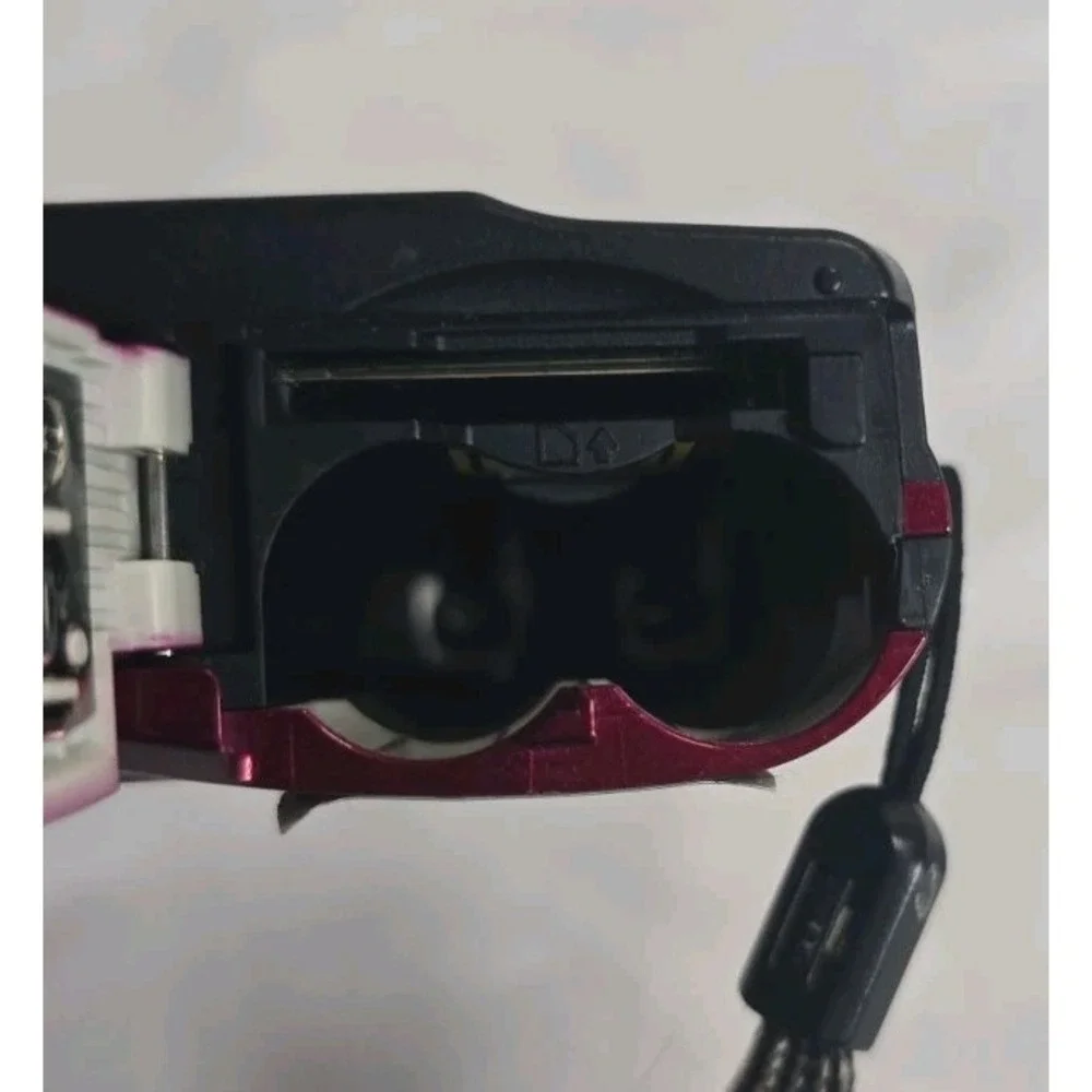 Red Nikon Coolpix L24 Digital Camera *Parts Only Not Working Properly*